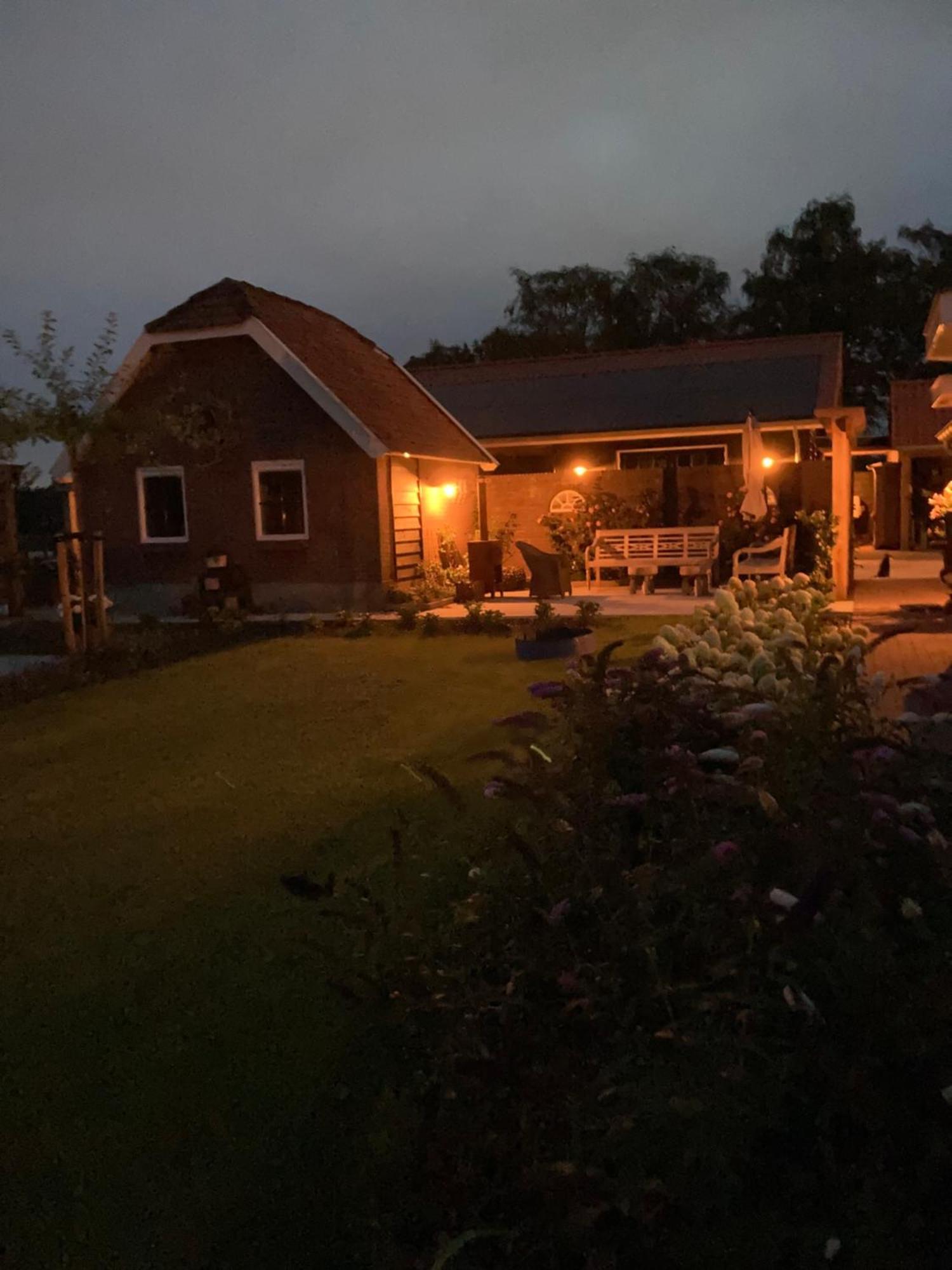 Bed & Breakfast Hoeve Happiness - Ontbijt Inbegrepen - Wellness Aanwezig Voorthuizen Exterior foto